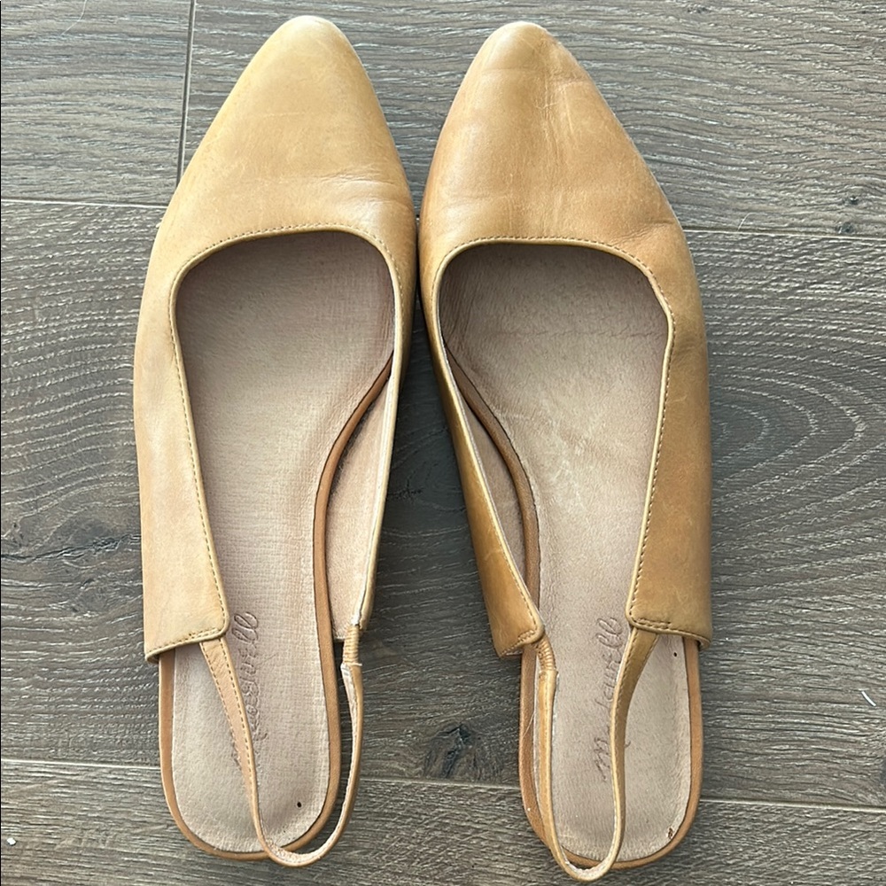 Madewell- Women's Tan Leather Flats